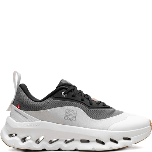 Cloud On x Loewe Noir & Blanc
