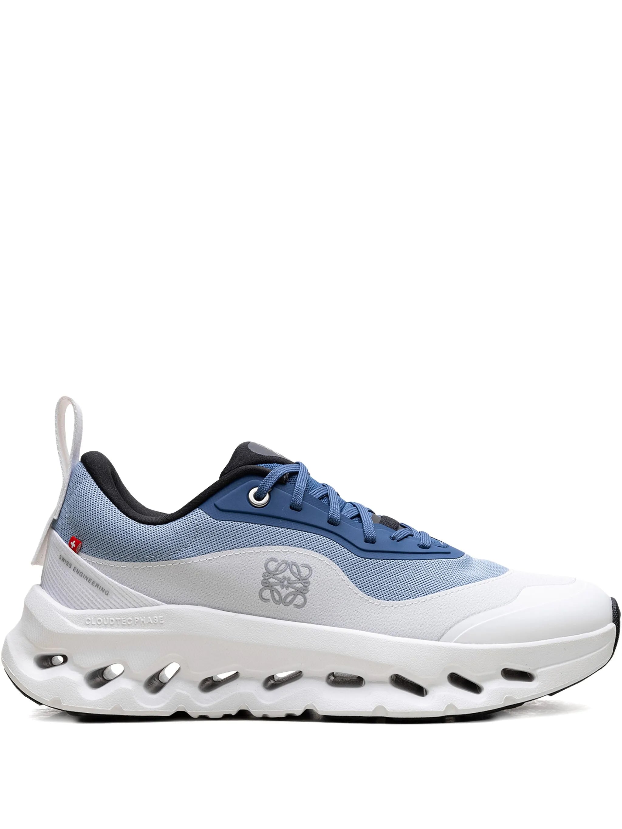 Cloud On x Loewe Bleu
