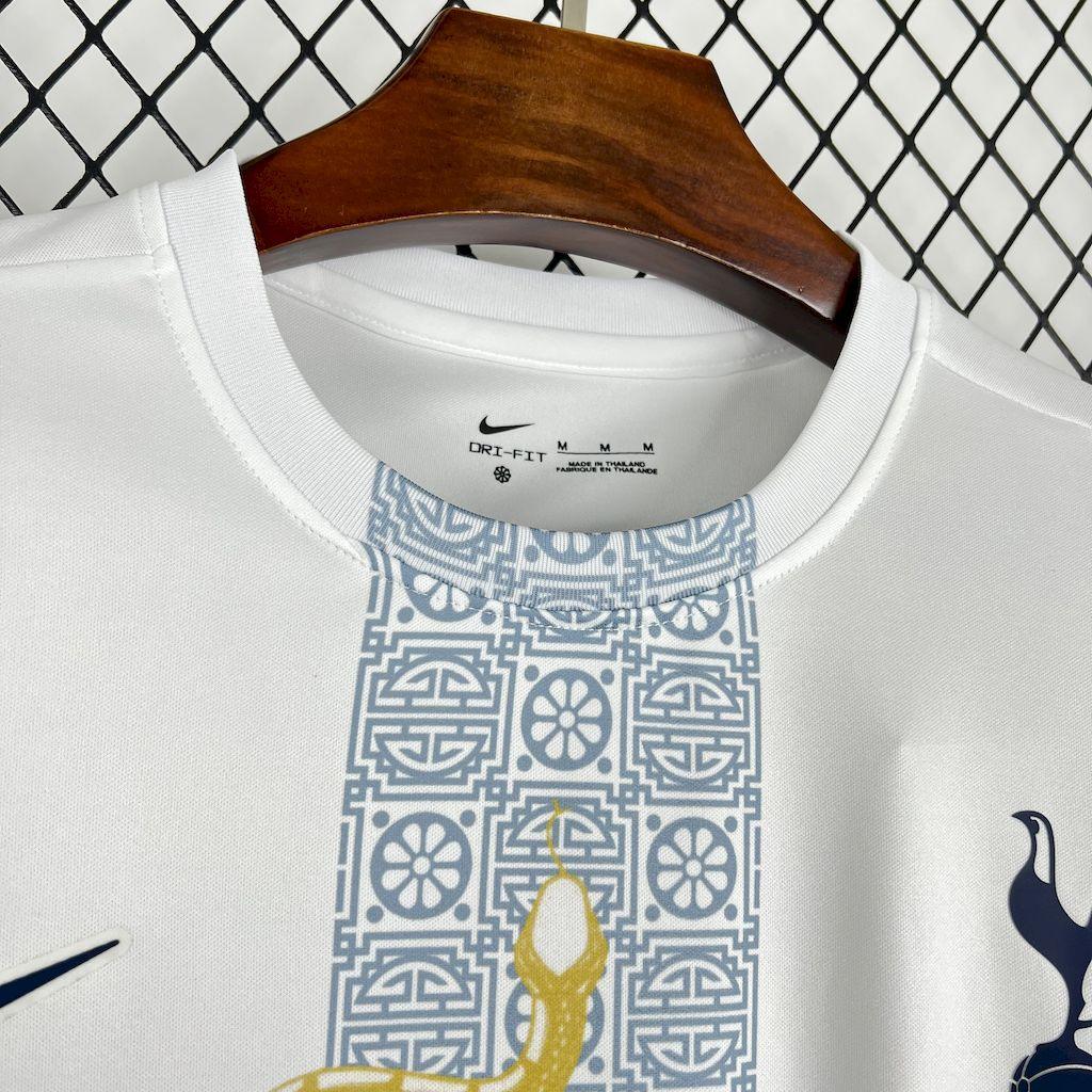 Maillot Tottenham concept 2025-26