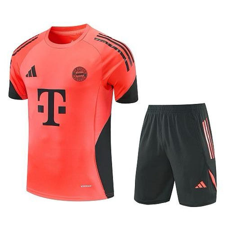 ensemble t-shirt Bayern Munich